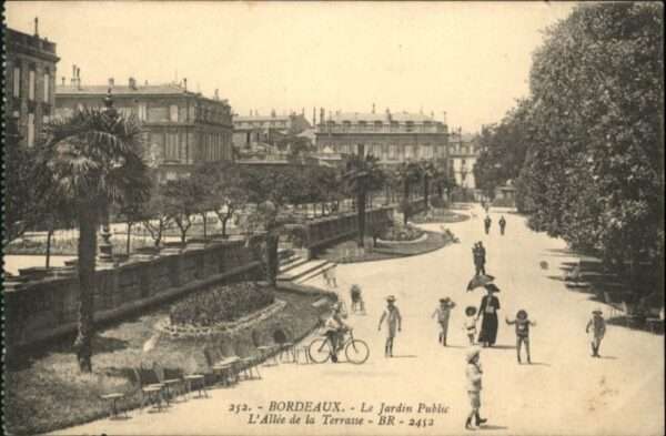 Bordeaux Jardin Public Allee Terrasse