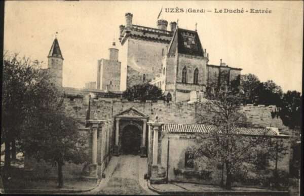 Uzes Gard Duche