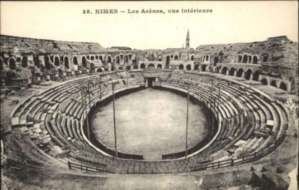 Nimes Arenes