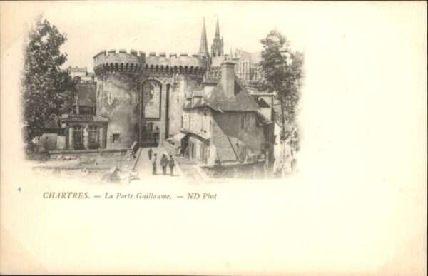 Chartres 28 Chartres Porte Guillaume