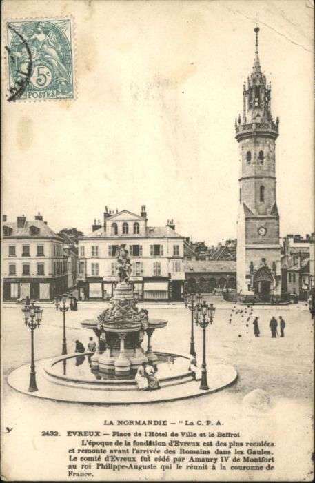 Evreux Place Beffroi  Hotel de Ville