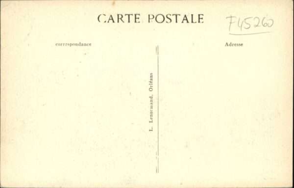 Lorris Loiret Hotel de Ville – Bild 2