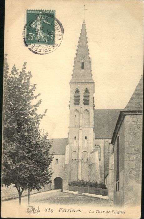 Ferrieres-en-Gatinais Tour de l'Eglise