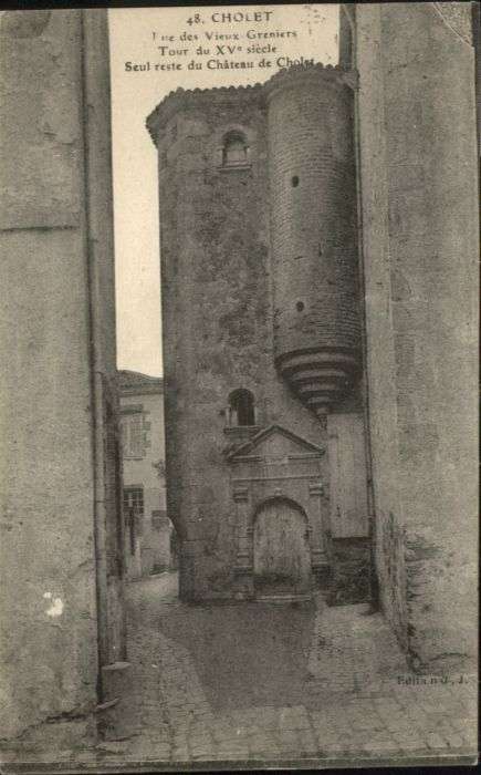 Cholet Tour Chateau