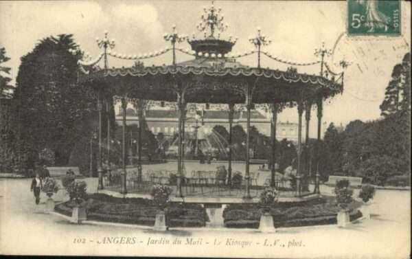 Angers Jardin Mail Kiosque