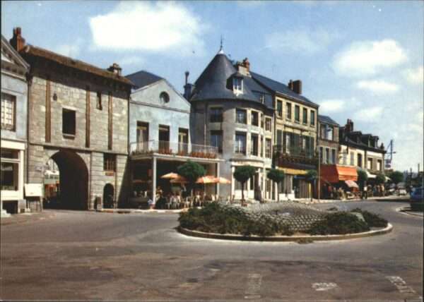 Chateau-Chinon Ville Chateau-Chinon Nievre Place Notre-Dame