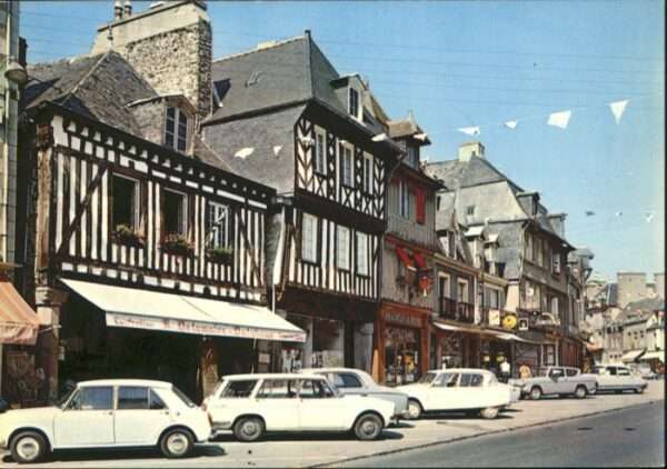 Dol-de-Bretagne Grand Rue Maison Croix-Verte Grand Para