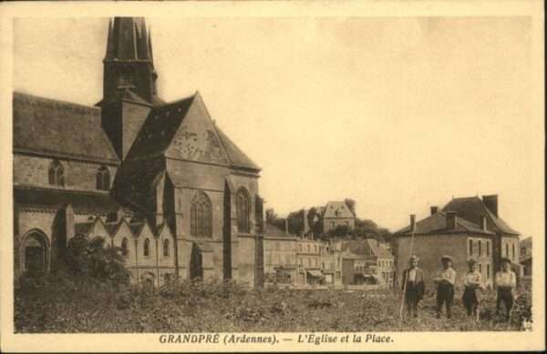 Grandpre Ardennes Eglise Place