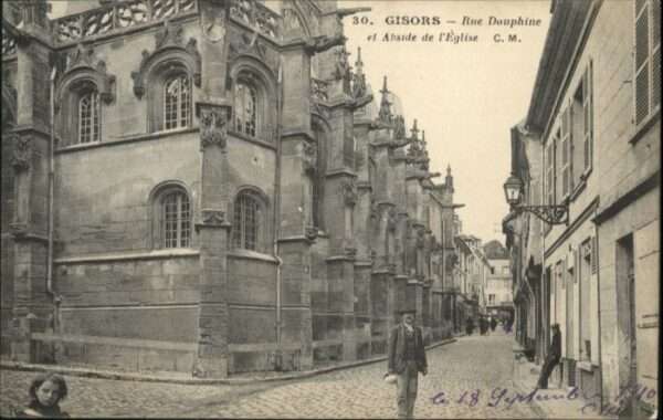 Gisors Eure Rue Dauphine Eglise