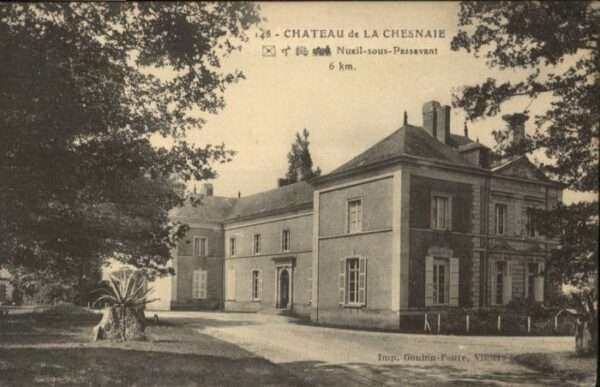 Loury Chateau de la Chesnaie Nueil-sous-Passa