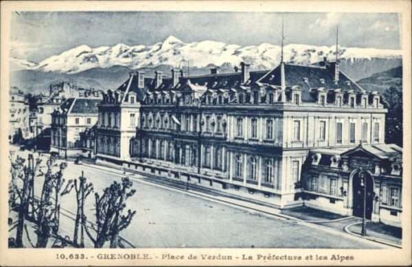Grenoble Place Verdun Prefecture Alpes