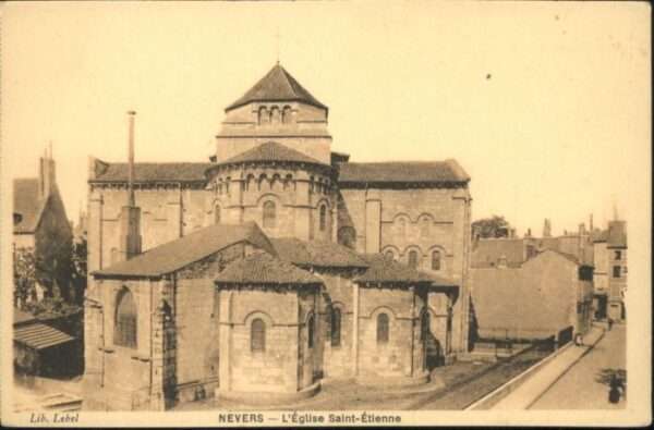 Nevers 58 Nevers Eglise Saint-Etienne
