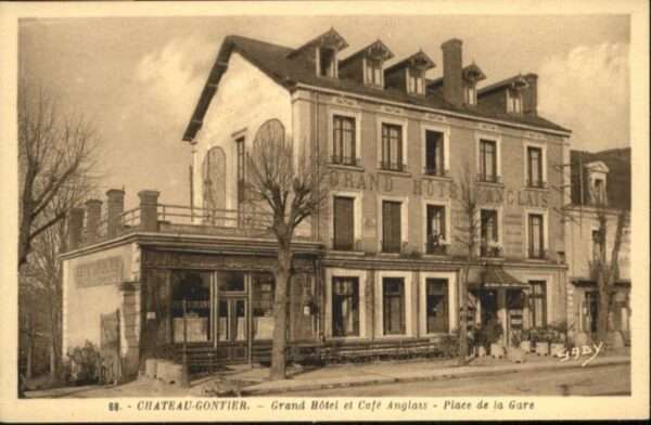 Chateau-Gontier Grand Hotel Cafe Anglais Place Gare