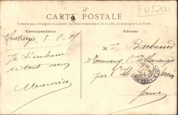 Montargis Loiret Montargis Halle Aux Veaux – Bild 2