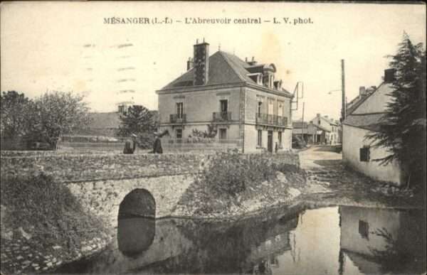 Mesanger Abreuvoir Central