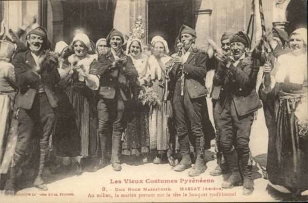 Massat Costumes Pyreneens Tracht