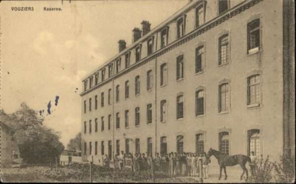 Vouziers Kaserne Pferd