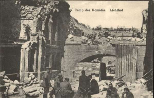 Camp des Romains Lichthof