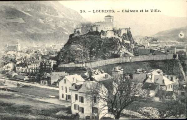 Lourdes Hautes Pyrenees Lourdes Chateau Ville