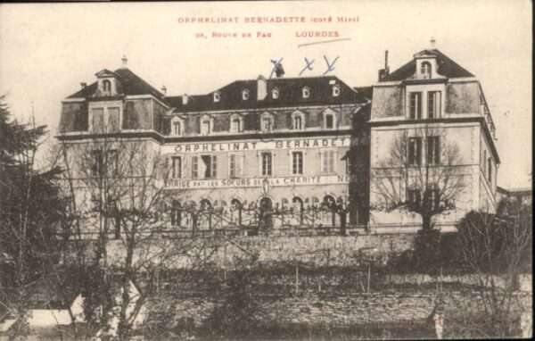 Lourdes Hautes Pyrenees Lourdes Route Pau Orphelinat Bernadette