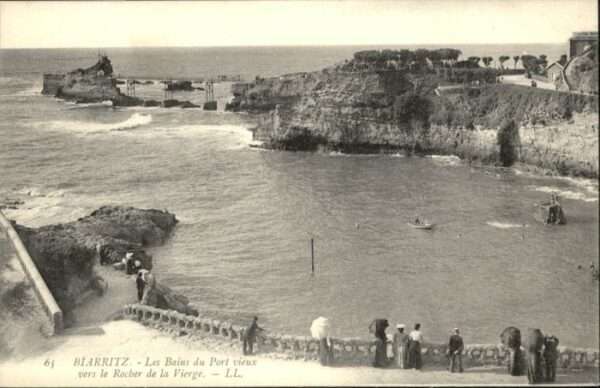 Biarritz Pyrenees Atlantiques Biarritz Bains Port Rocher Vierge