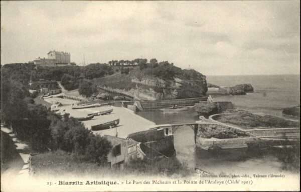 Biarritz Pyrenees Atlantiques Biarritz Port Pecheurs Pointe Atalaye