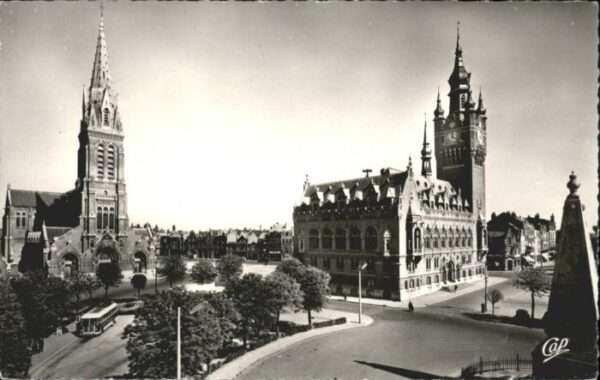 Armentieres Omnibus Hotel de Ville Eglise Saint-Waa