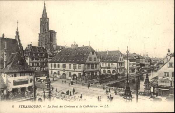Strasbourg Alsace Strasbourg Pont Corbeau Cathedrale