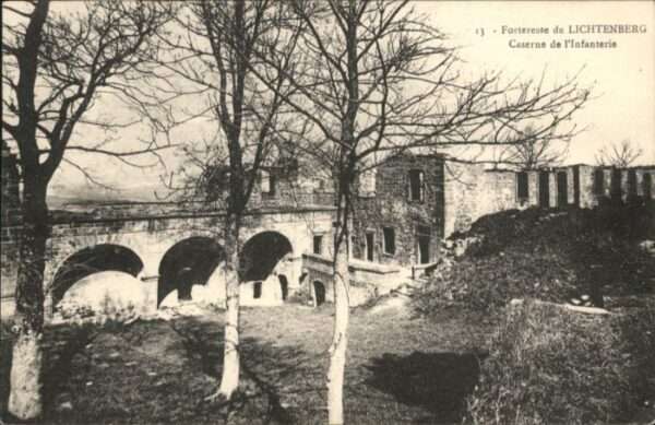 Lichtenberg Elsass Lichtenberg_Saverne Forteresse Caserne