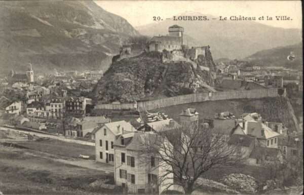 Lourdes Hautes Pyrenees Lourdes Chateau Ville