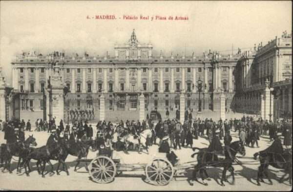 Daganzo de Arriba Madrid Palacio Real Plaza Armas