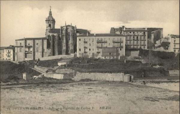 Fuenterrabia Hondarribia Fuenterrabia Eglesia Castillo Carlos