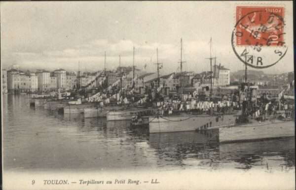 Toulon Var Toulon Torpilleur au Petit Rang