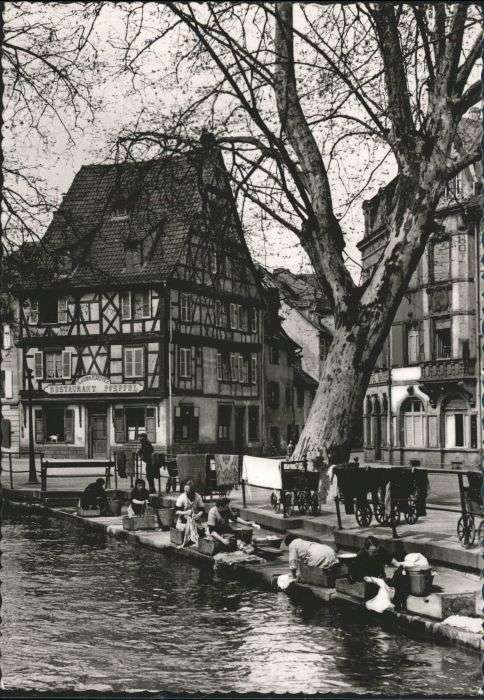 Colmar Haut Rhin Elsass Colmar Le lavoir de la place de la Sinn