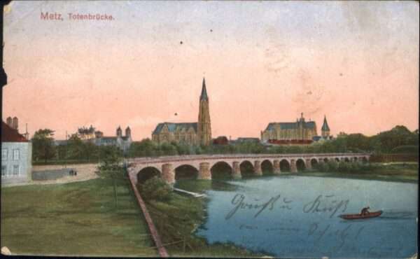 Metz  57 Moselle Metz Totenbrücke Boot Kirche