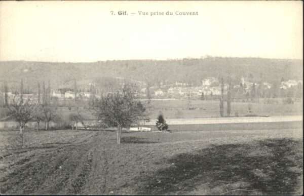 Gif-sur-Yvette Vue prise Couvent