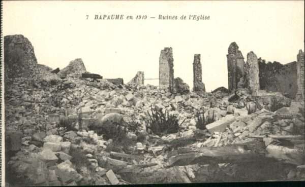 Bapaume Ruines Eglise Zerstörung Kirche