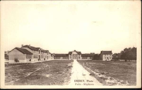 Migennes Cour Honneur