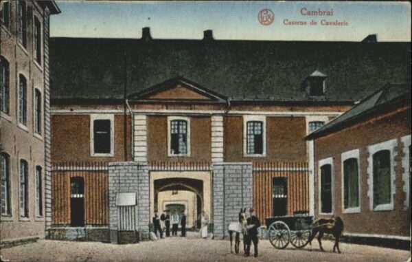 Cambrai Caserne Cavalerie Kutsche Pferd