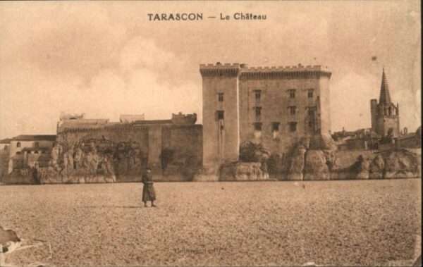 Tarascon Bouches-du-Rhone Tarascon Chateau