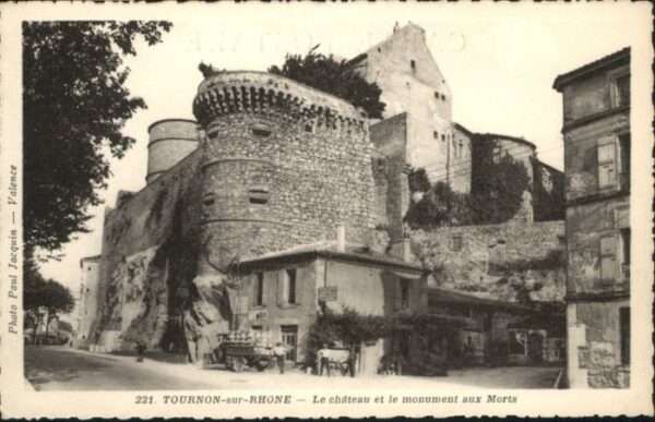 Tournon-sur-Rhone Chateau Monument Morts