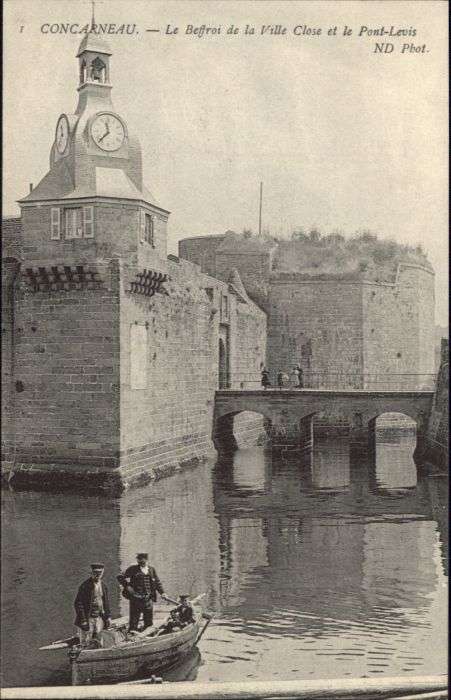 Concarneau Finistere Beffroi Ville Close Pont Levis