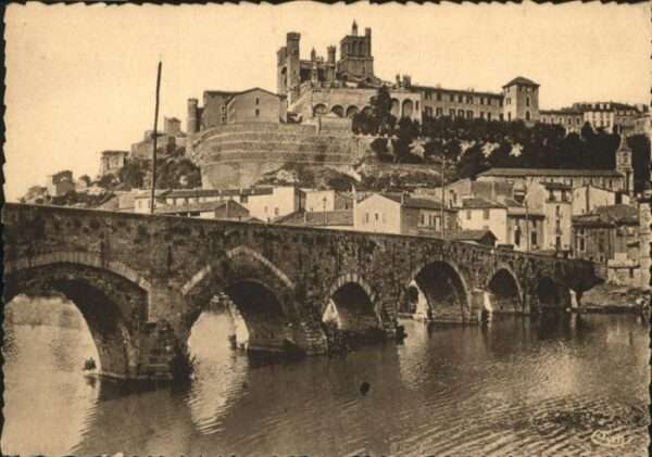 Beziers Cathedrale Saint Nazaire Pont Vieux