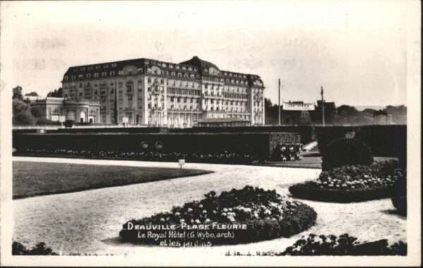 Deauville-sur-Mer Plage-Fleurie Le Royal Hotel