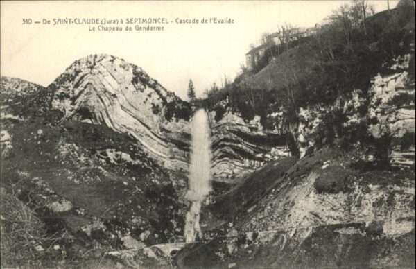 Septmoncel Cascade de l'Evalide Le Chapeau de Gend
