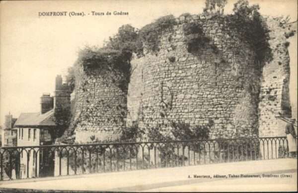 Domfront Tours de Godras