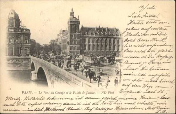 Paris Le Pont au Change le Palais je Justice
