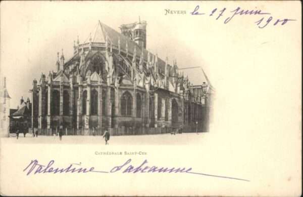 Nevers 58 Nevers Cathedrale Saint-Cyr