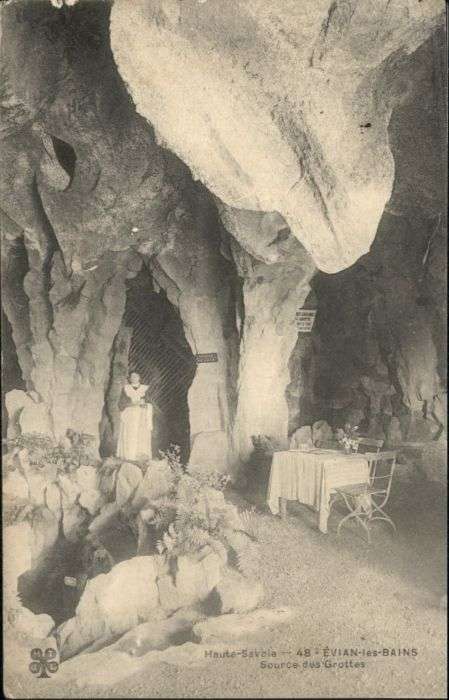 Evian-les-Bains Haute Savoie Evian-les-Bains Source des Grottes