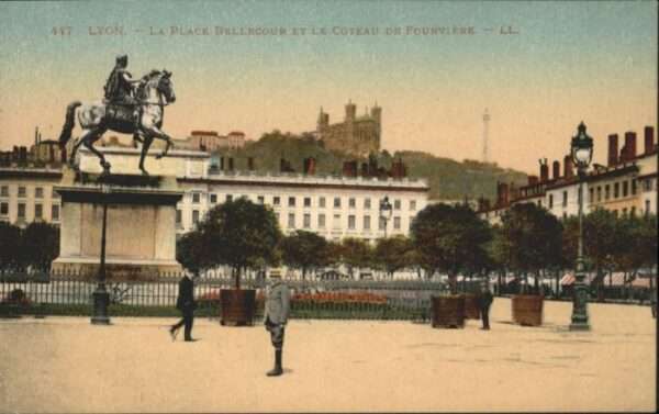 Lyon France Lyon La Place Bellecour le Coteau de Fo